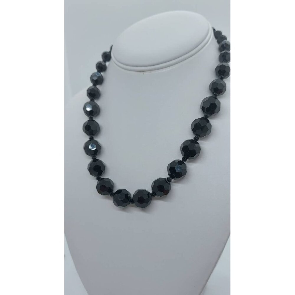 Monet‎ graduated black Faceted glass bead necklace